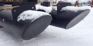 Bild på 45graders vinkel på rörponton i snö