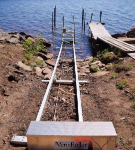 Autorobots båtslip Easyboatroller vr2000 enbart rälsen på stening strand