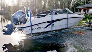 Autorobots båtslip Easyboatroller vr2000 med Finnmaster T6