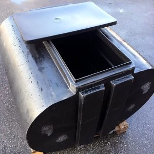 Bild på w1200 mittponton med uttag för låda eller tank