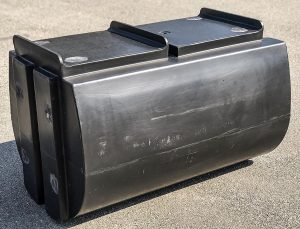 Bild på mittponton w800 med urtag för reglar och infästning mot pontonför och alterponton