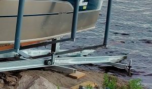 Höjning av bakre delen av vaggan på din båtslip