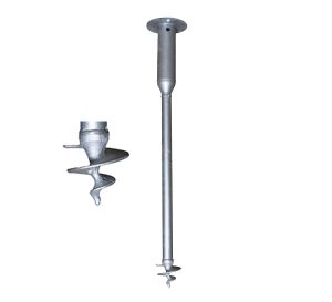 Skruvpåle med bulthål för flaggstångsfäste