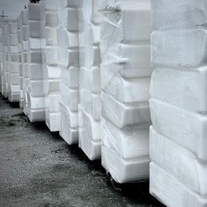 Bild på AD-ponton inplastad på lagret