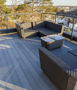 Bild på balkongdäck av Neular däcksplankor