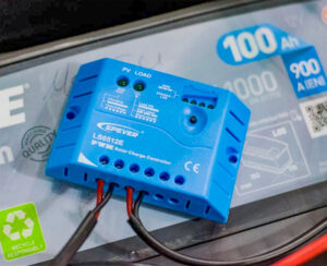 batslip-laddningsregulator-solcell